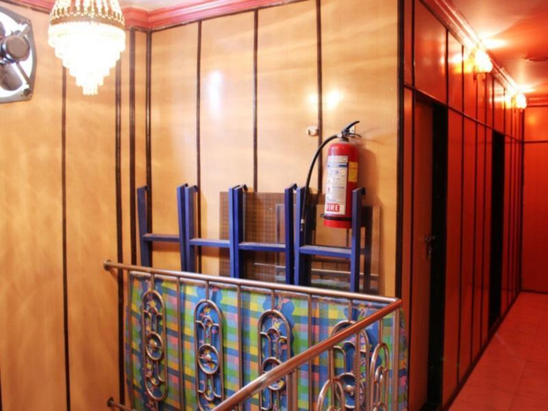 Hotel Adiba Residency Mumbai Exteriör bild